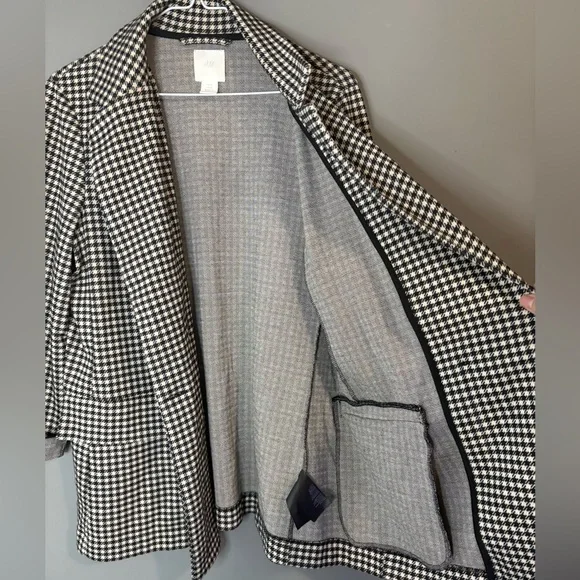 H&M size 10 Black and White Checkered Coat/Blazer, long sleeve button up office - Picture 8 of 9